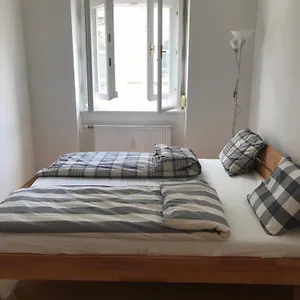 Lilians Modern In Historical Citycenter Graz