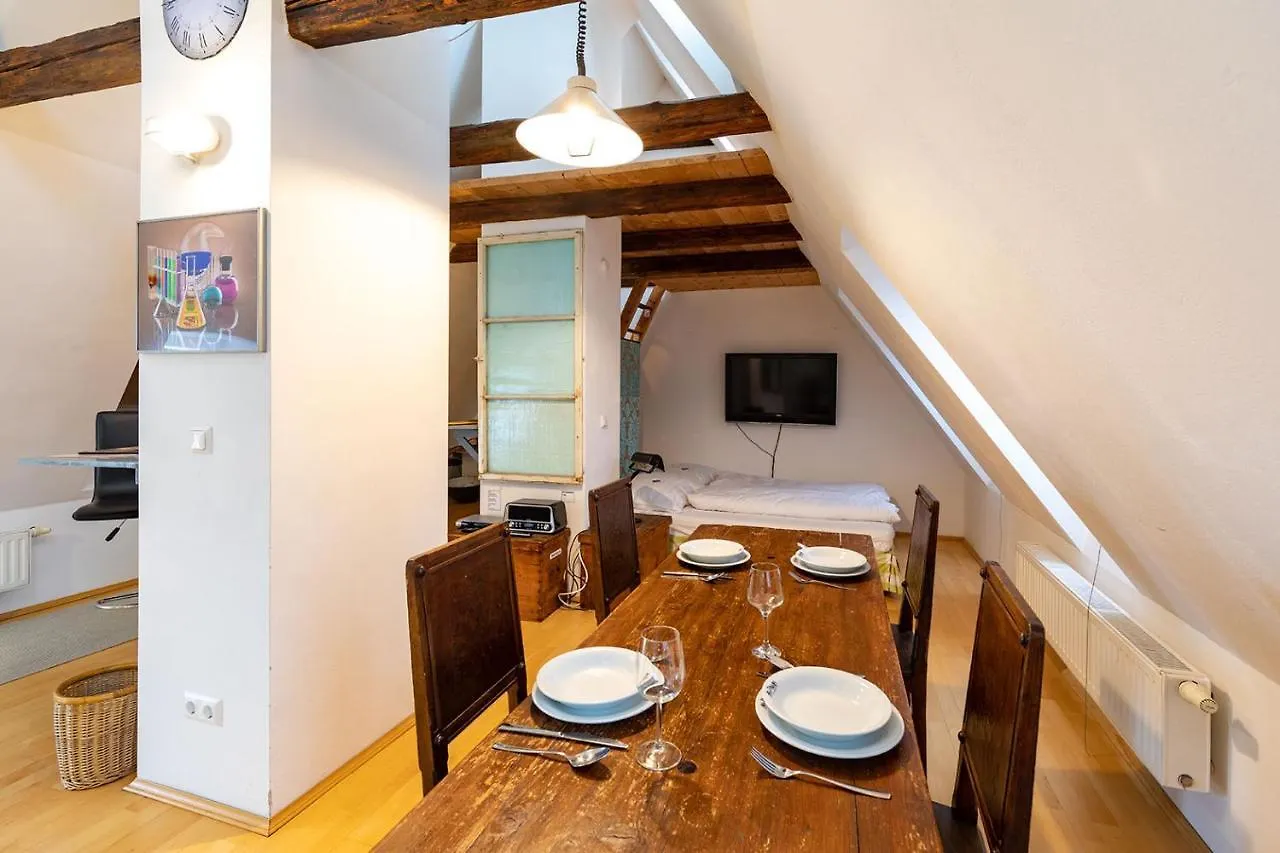 Ferienwohnung Pharmacy-Loft Graz Apartment